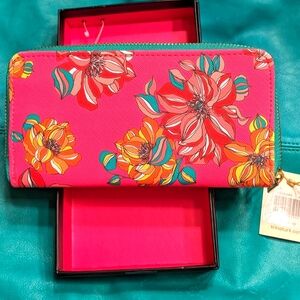 Trina Turk Vibrant Pink Floral Cardholder Wallet. NWT